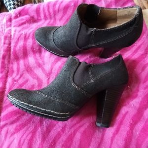 Sofft brown leather booties
